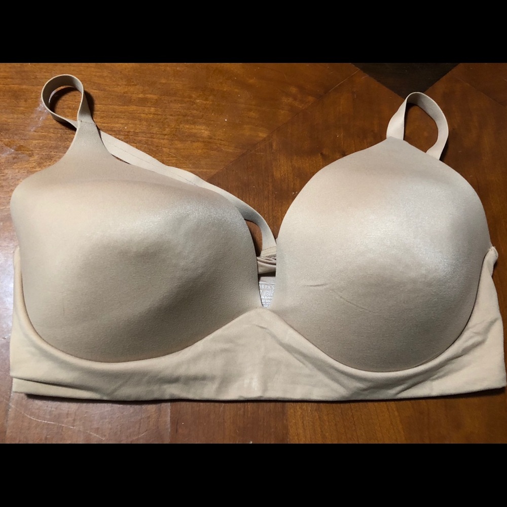 Tan Victoria’s Secret Bra!